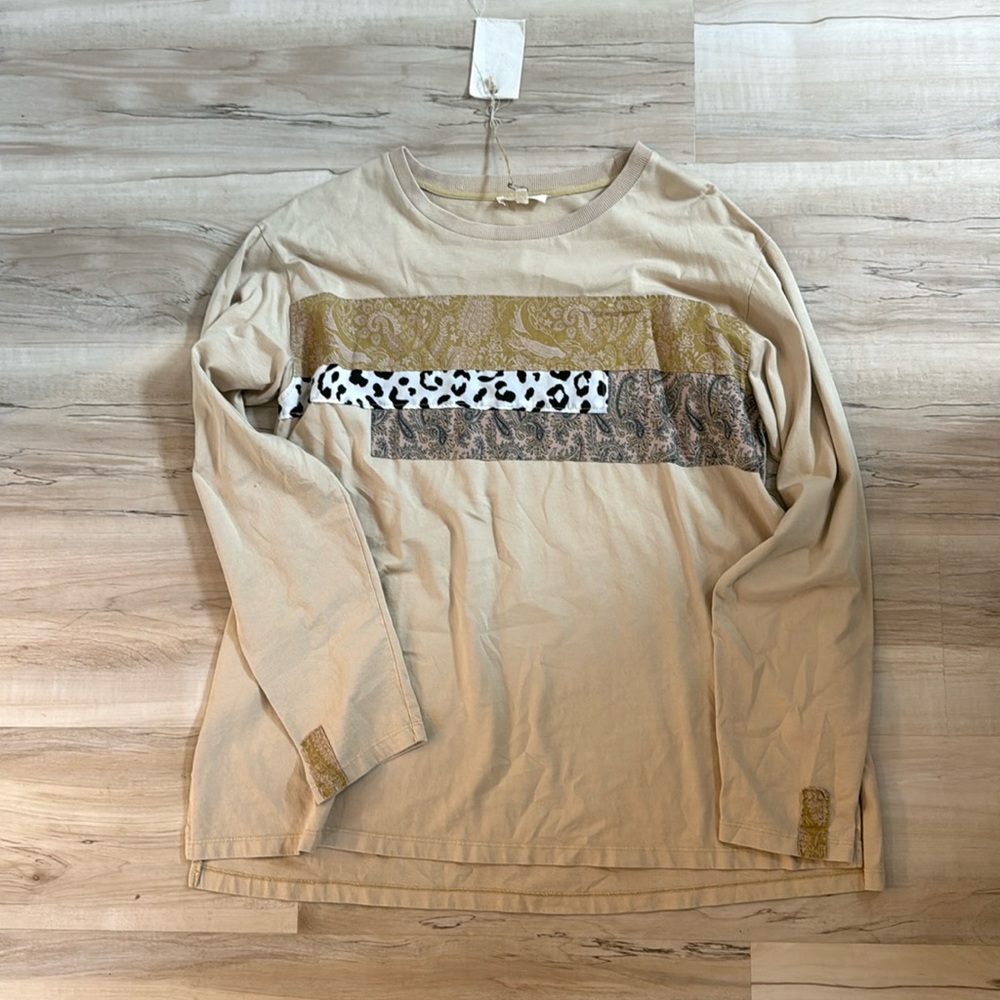 Long sleeve patchwork tee